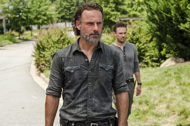 The Walking Dead - Rock in the Road - Photos - Andrew Lincoln, Ross Marquand