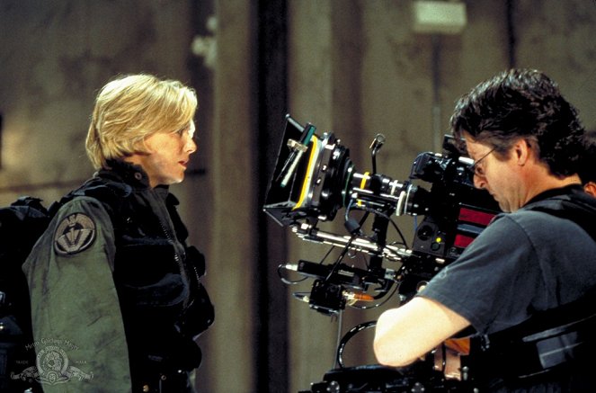 Stargate SG-1 - Season 2 - In the Line of Duty - De filmagens - Amanda Tapping