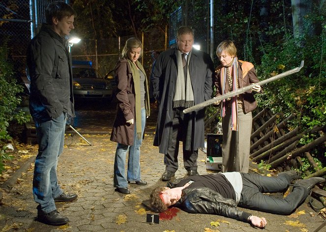 Der Staatsanwalt - Season 4 - Tod eines Schülers - Z filmu
