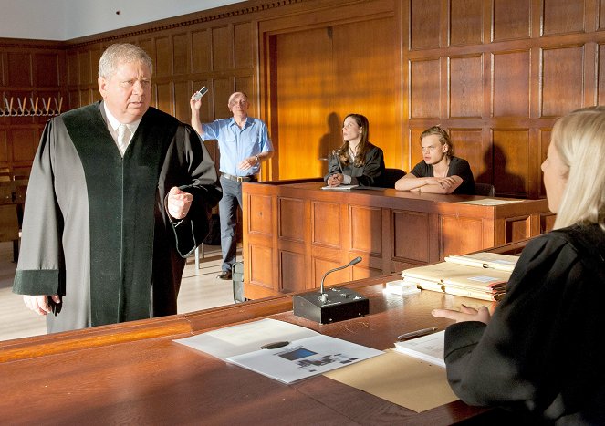 Der Staatsanwalt - Season 8 - Blinde Gier - Filmfotos