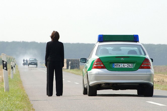 Alarm für Cobra 11 - Die Autobahnpolizei - Im Angesicht des Todes - Van film