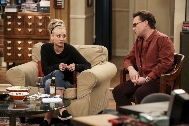 The Big Bang Theory - The Allowance Evaporation - Van film - Kaley Cuoco, Johnny Galecki