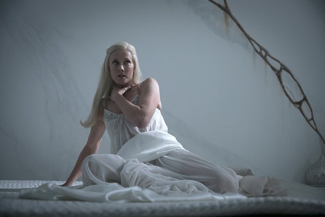 Emerald City - Lions In Winter - Film - Joely Richardson