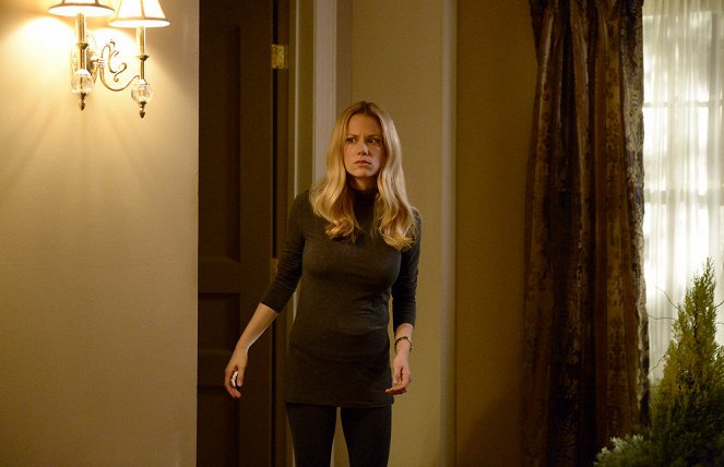 Grimm - Amour aveugle - Film - Claire Coffee