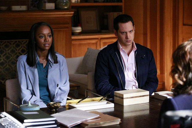 How to Get Away with Murder - Not Everything's About Annalise - Van film - Aja Naomi King, Matt McGorry