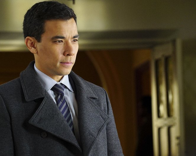 How to Get Away with Murder - Go Cry Somewhere Else - Van film - Conrad Ricamora