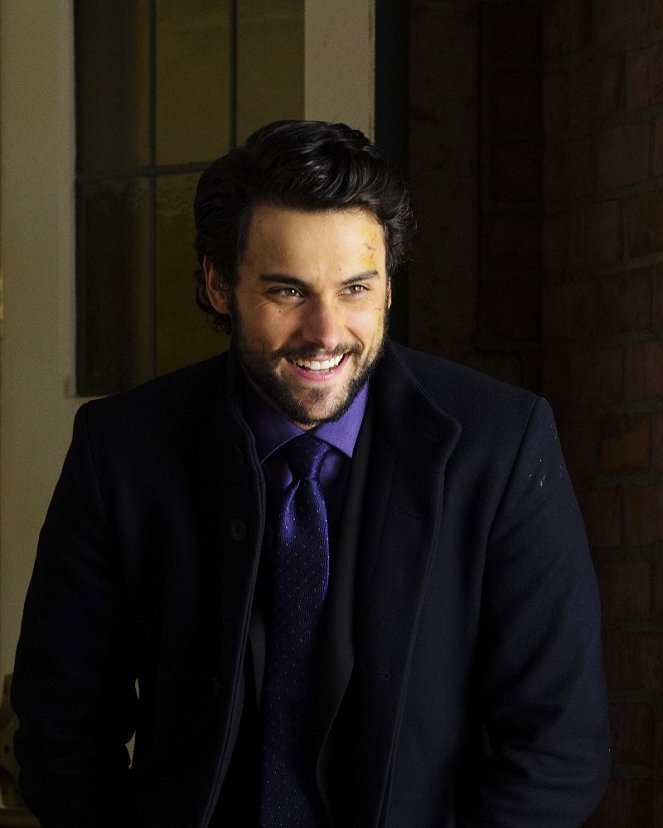 How to Get Away with Murder - Go Cry Somewhere Else - Photos - Jack Falahee