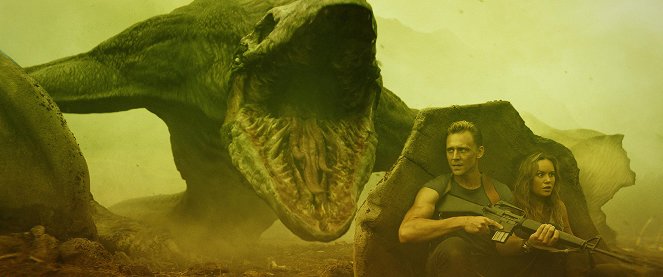 Kong: Ostrov lebek - Z filmu - Tom Hiddleston, Brie Larson
