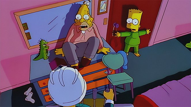 Los simpson - El furioso Abe Simpson y su descentrado descendiente en 'La Maldición del Pez Volador' - De la película
