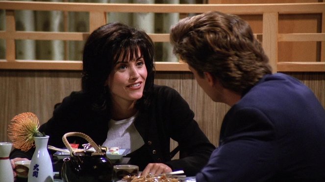 Friends - Season 1 - The One Where Monica Gets a Roommate - Photos - Courteney Cox