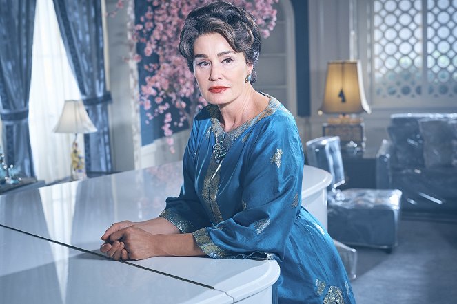Feud - Bette and Joan - Promo - Jessica Lange