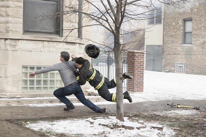 Chicago Fire - Bad for the Soul - Van film