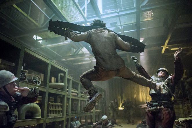 Into the Badlands - Chapter VII: Tiger Pushes Mountain - Film