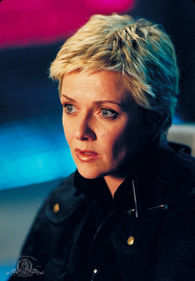 Stargate SG-1 - Unnatural Selection - Van film - Amanda Tapping