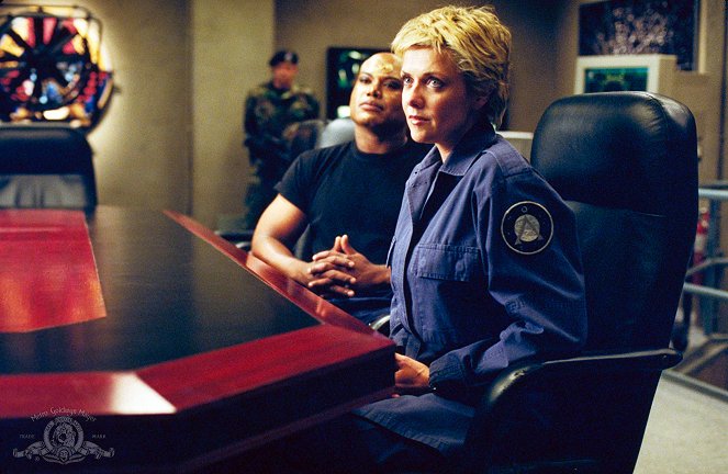 Stargate SG-1 - Sight Unseen - Van film - Christopher Judge, Amanda Tapping