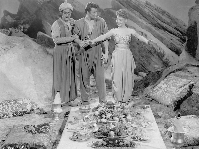 A Thousand and One Nights - Filmfotók - Phil Silvers, Cornel Wilde, Evelyn Keyes