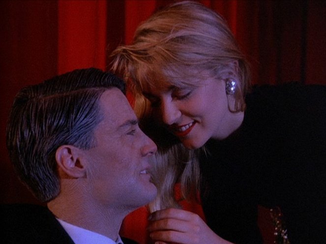Twin Peaks - Zen, or the Skill to Catch a Killer - Photos - Kyle MacLachlan, Sheryl Lee