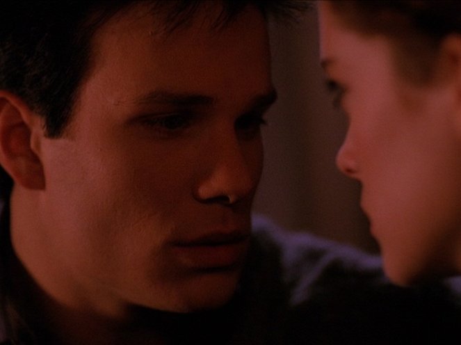 Twin Peaks - Zen, or the Skill to Catch a Killer - Film - James Marshall