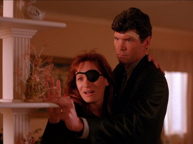 Twin Peaks - Rest in Pain - Photos - Wendy Robie, Everett McGill