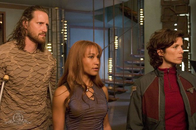 Stargate Atlantis - Season 1 - Dunkle Schatten - Filmfotos - Christopher Heyerdahl, Rachel Luttrell, Torri Higginson