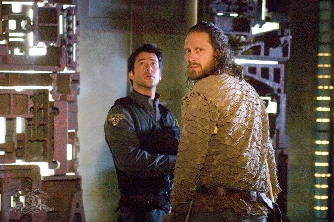 Stargate: Atlantis - Season 1 - Hide and Seek - Photos - Joe Flanigan, Christopher Heyerdahl