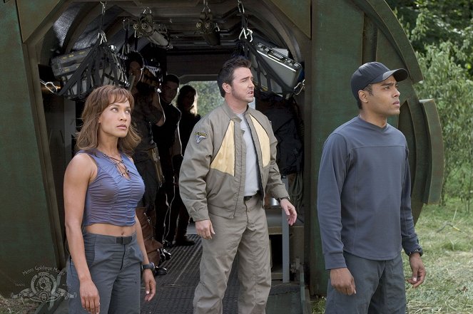Stargate: Atlantis - The Eye - Photos - Rachel Luttrell, Paul McGillion, Rainbow Sun Francks
