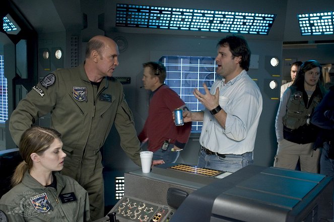 Stargate: Atlantis - Season 2 - The Intruder - Kuvat kuvauksista - Mitch Pileggi, Peter DeLuise
