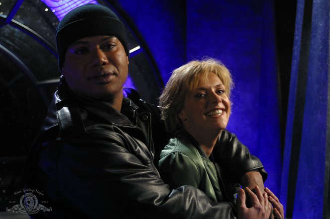 Stargate SG-1 - Season 7 - Fragile Balance - Kuvat kuvauksista - Christopher Judge, Amanda Tapping