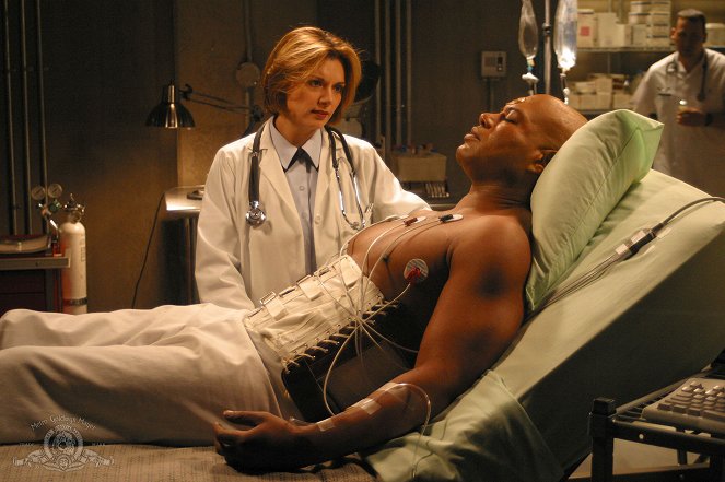 Stargate SG-1 - Heroes: Part 1 - Photos - Teryl Rothery, Christopher Judge