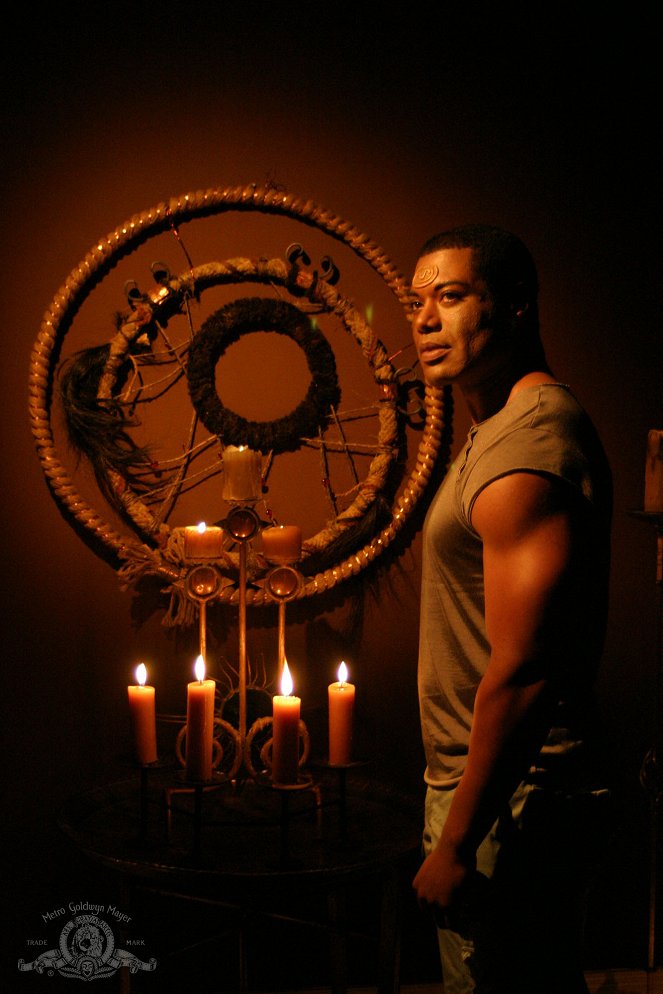 Stargate SG-1 - Season 8 - Affinity - Photos - Christopher Judge