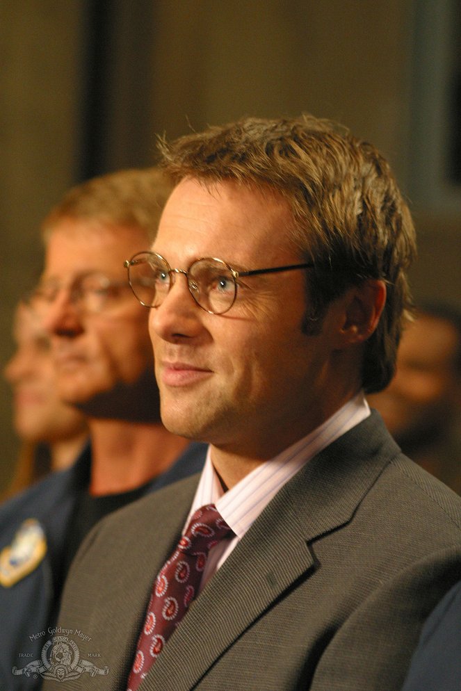 Stargate SG-1 - Season 8 - Sacrifices - Van film - Michael Shanks