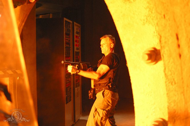 Stargate SG-1 - Reckoning: Part 1 - De la película - Richard Dean Anderson