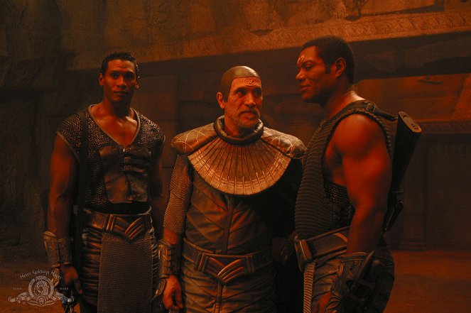 Stargate SG-1 - Reckoning: Part 1 - De la película - Tony Amendola, Christopher Judge