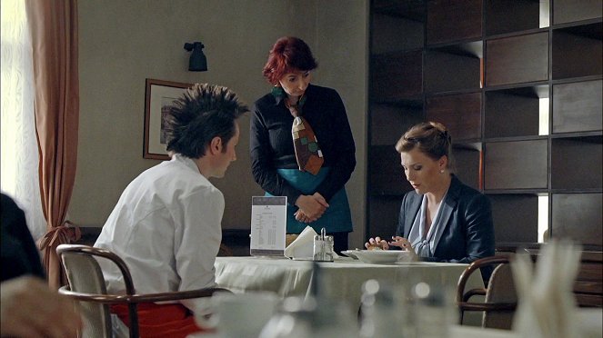 Čtvrtá hvězda - Nina - De la película - Jaroslav Plesl, Simona Babčáková, Lenka Krobotová