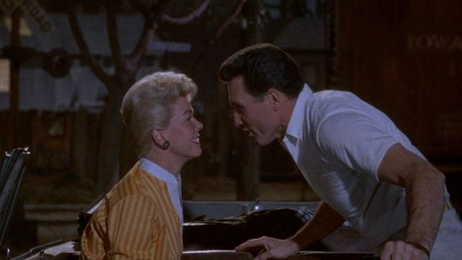 The Pajama Game - Photos - Doris Day, John Raitt