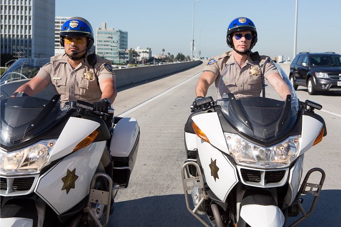 CHiPs: Patrulla motorizada recargada - De la película - Michael Peña, Dax Shepard