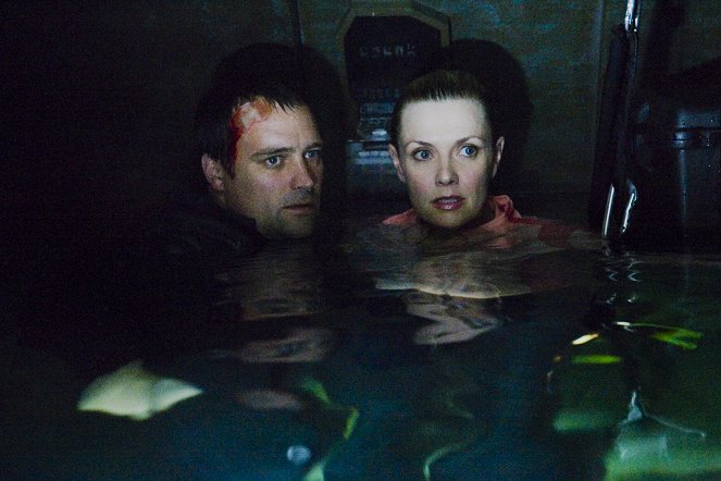 Csillagkapu: Atlantisz - Season 2 - A tenger mélyén - Filmfotók - David Hewlett, Amanda Tapping
