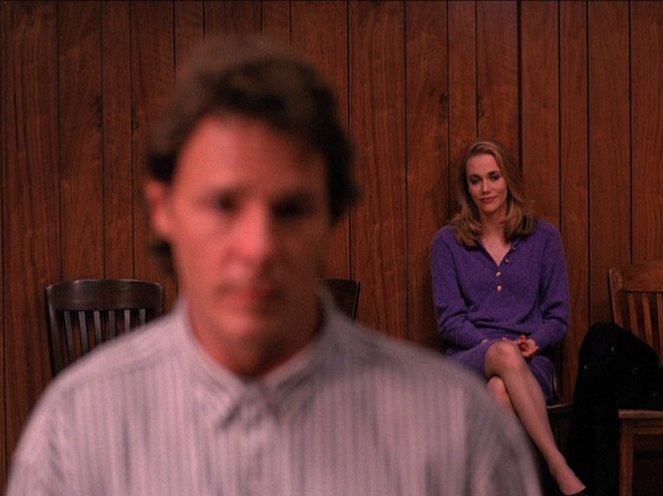 Twin Peaks - The One-Armed Man - Photos - Peggy Lipton