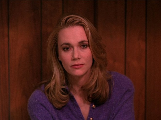 Twin Peaks - The One-Armed Man - Photos - Peggy Lipton