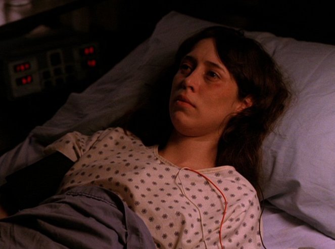 Twin Peaks - Season 2 - Coma - Photos - Phoebe Augustine