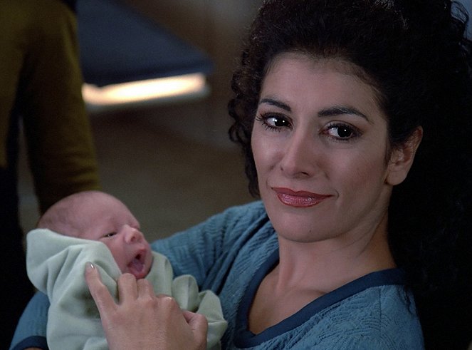 Star Trek - Das nächste Jahrhundert - Season 2 - Das Kind - Filmfotos - Marina Sirtis