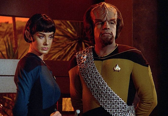 Star Trek - Das nächste Jahrhundert - Season 2 - Das fremde Gedächtnis - Filmfotos - Suzie Plakson, Michael Dorn