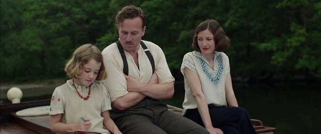 Swallows and Amazons - Filmfotos - Rafe Spall, Kelly Macdonald