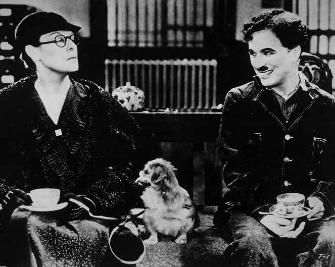 Mira McKinney, Charlie Chaplin