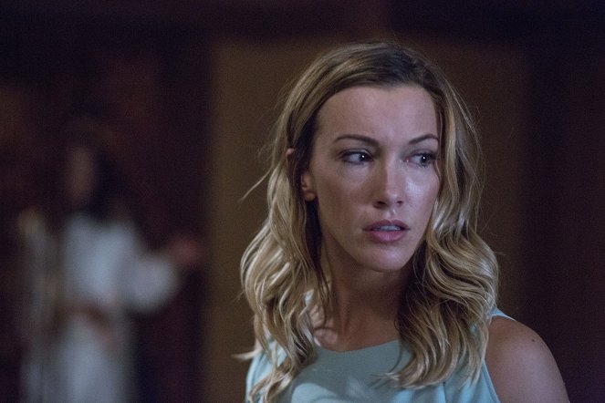 Wolves at the Door - Photos - Katie Cassidy