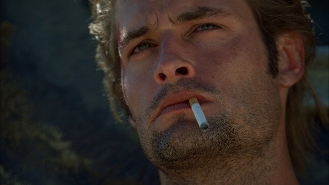 Lost - Pilot: Part 1 - Photos - Josh Holloway