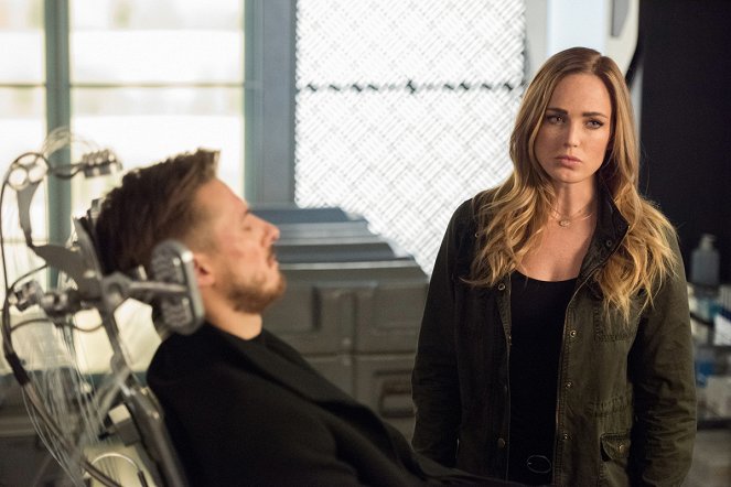 Legends of Tomorrow - Land of the Lost - Photos - Caity Lotz