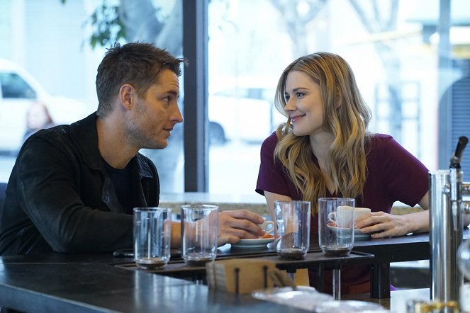 This Is Us - What Now? - Photos - Justin Hartley, Alexandra Breckenridge