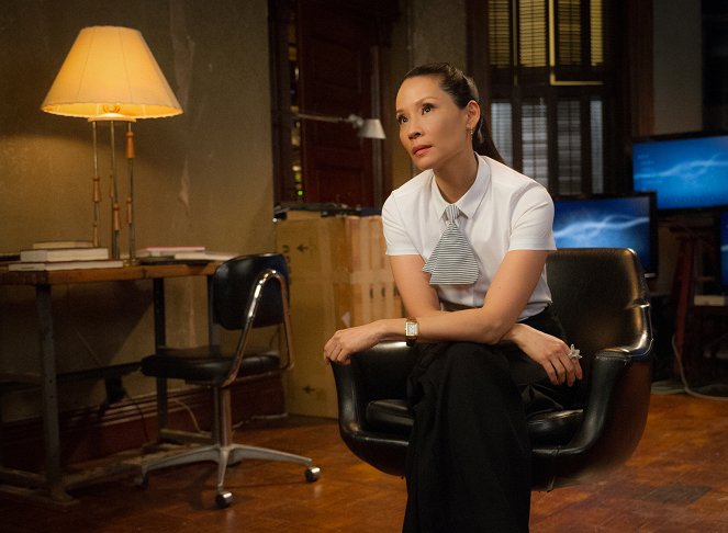 Elementary - Season 4 - The Past Is Parent - Photos - Lucy Liu