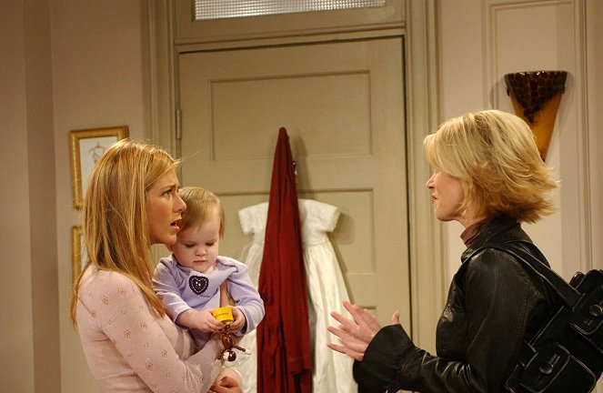 Przyjaciele - Ten, w którym siostra Rachel pilnuje dziecka - Z filmu - Jennifer Aniston, Christina Applegate